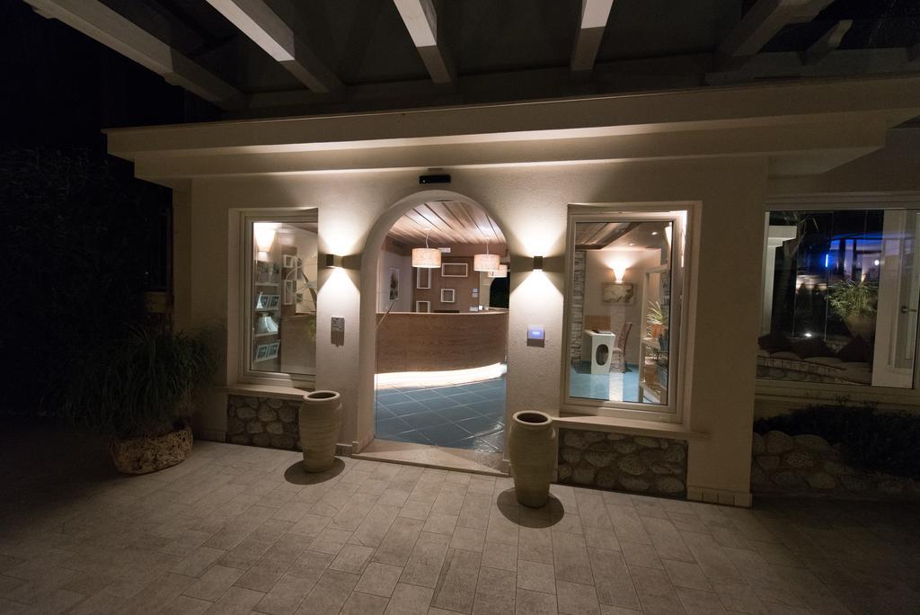 Baia Del Godano Resort & Spa Capo Vaticano Exterior foto