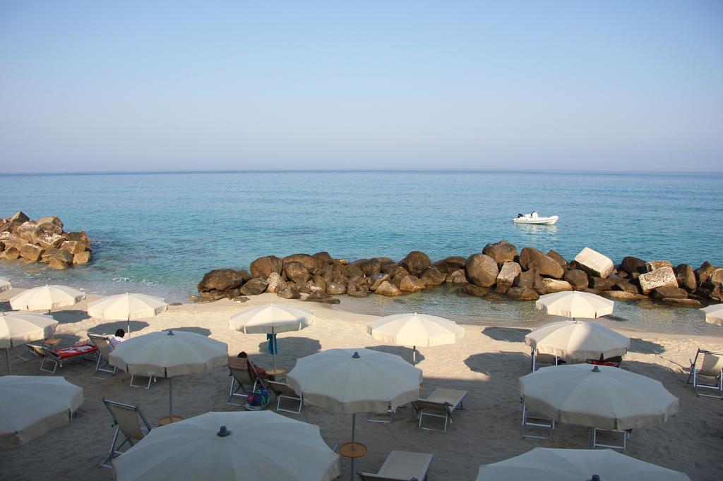 Baia Del Godano Resort & Spa Capo Vaticano Exterior foto